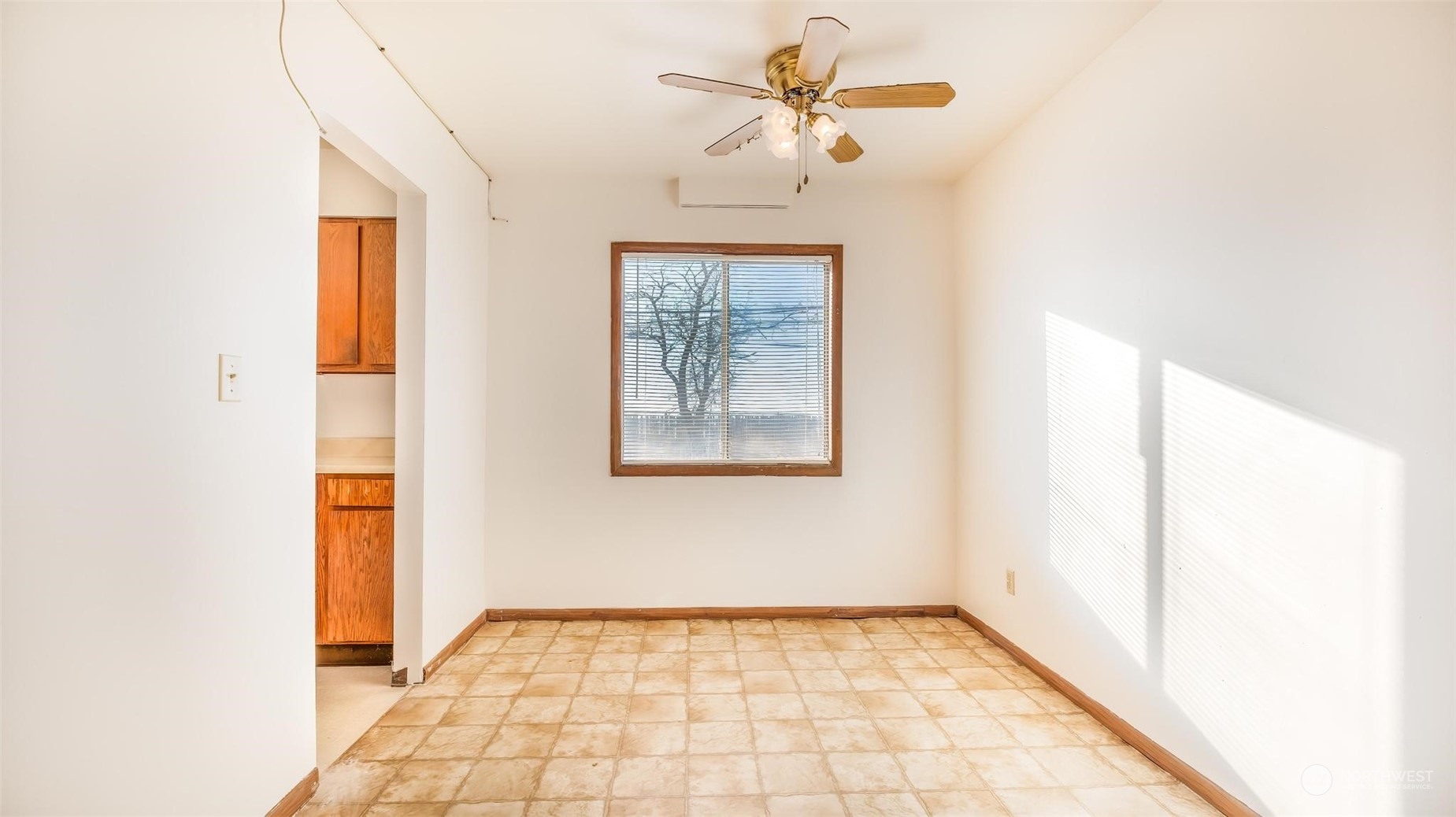 1310 Pershing Road Moses Lake, WA 98837 - Photo 8 of 17 Gallery Image 8
