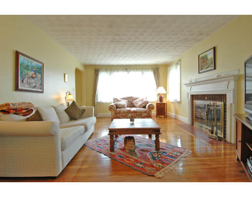 8 Payson Road Belmont, MA 02478 - Photo 2 of 11 Gallery Image 2