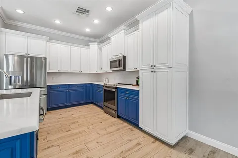 $875,000 | 27708 Santa Anita Boulevard, Wesley Chapel, FL 33544