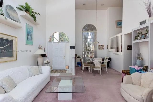 $615,000 | 13950 Oak Ridge Drive, Davie, FL 33325