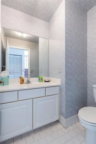 $615,000 | 13950 Oak Ridge Drive, Davie, FL 33325