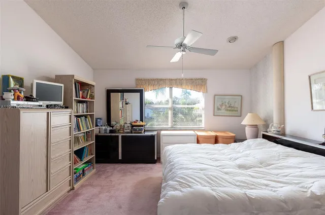 $615,000 | 13950 Oak Ridge Drive, Davie, FL 33325