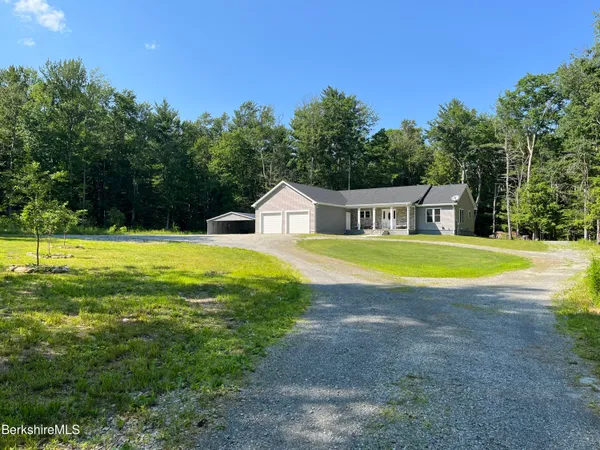 $899,900 | 190 Becket Road, Otis, MA 01029