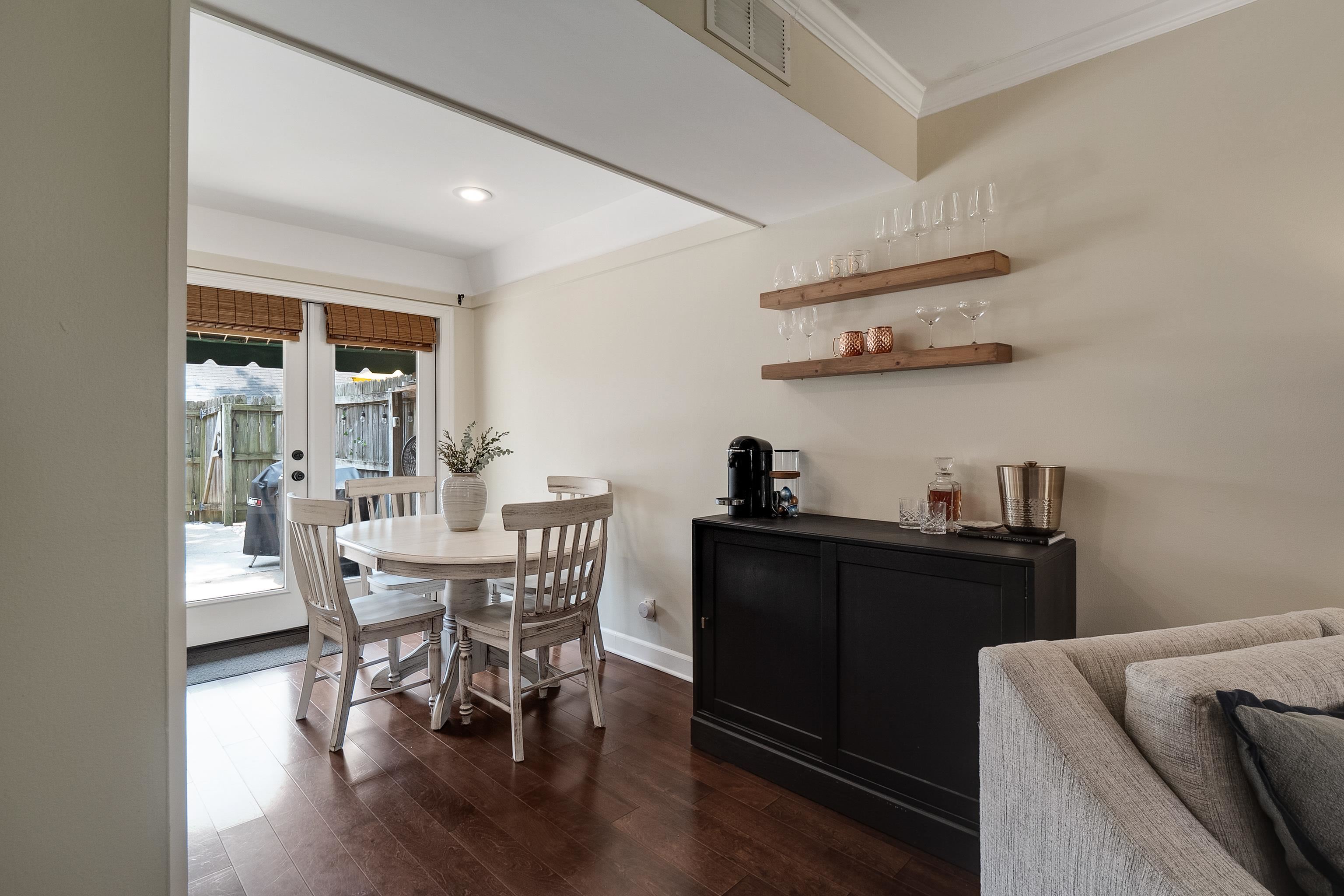 1237 Chamberlain Drive, Unit 1237 Memphis, TN 38119 - Photo 10 of 25 a dining room with furniture and wooden floor