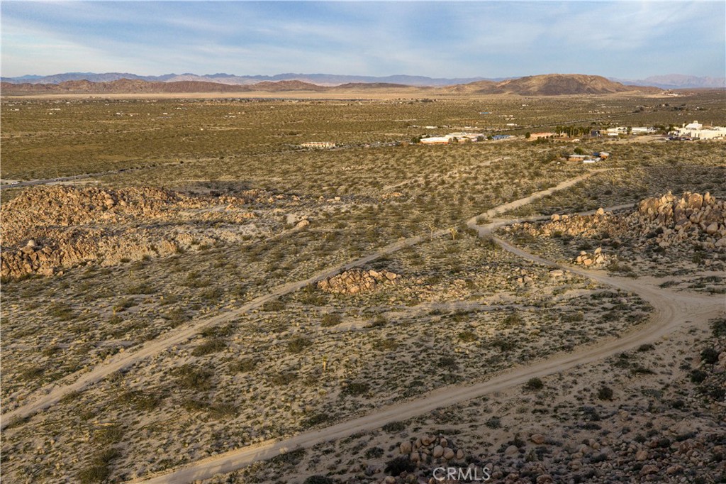 63251 Chickasaw Road Joshua Tree, CA 92252 - Photo 9 of 28