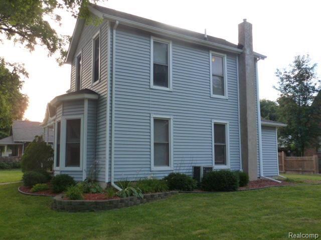 320 Summit Howell, MI 48843 - Photo 7 of 28