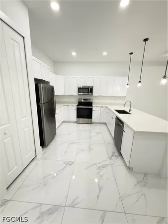 $1,650 | 1262 Best Avenue, Fort Myers, FL 33913