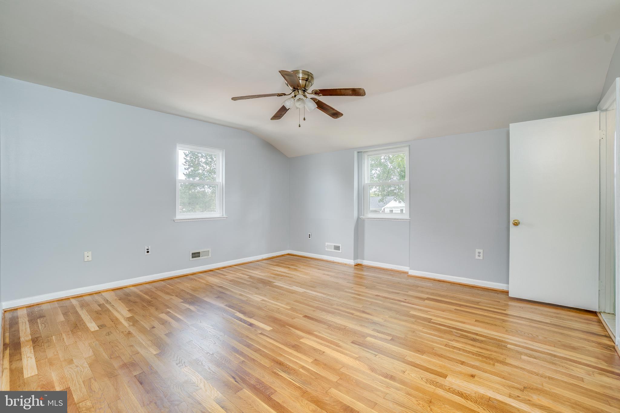 1414 Hallwood Road Baltimore, MD 21228 - Photo 24 of 44