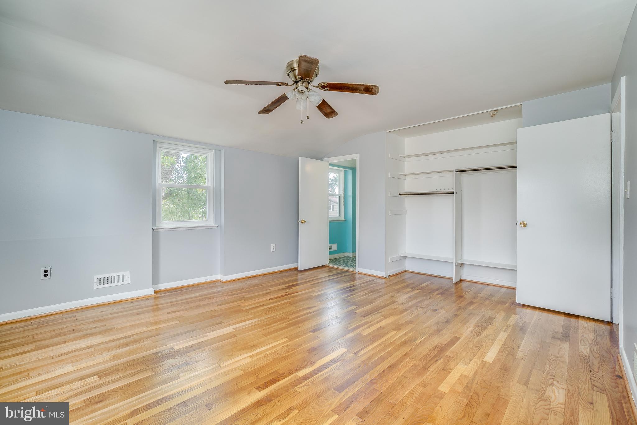 1414 Hallwood Road Baltimore, MD 21228 - Photo 25 of 44