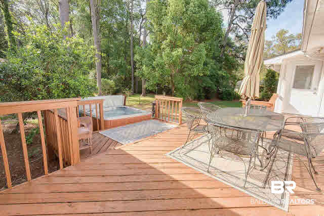 154 Orange Avenue Fairhope, AL 36532 - Photo 23 of 24 Back Deck