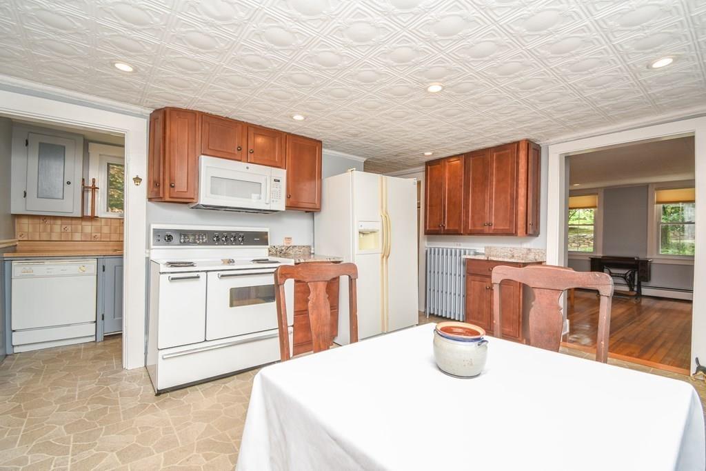 175 Cordaville Road Southborough, MA 01772 - Photo 7 of 36 Gallery Image 7