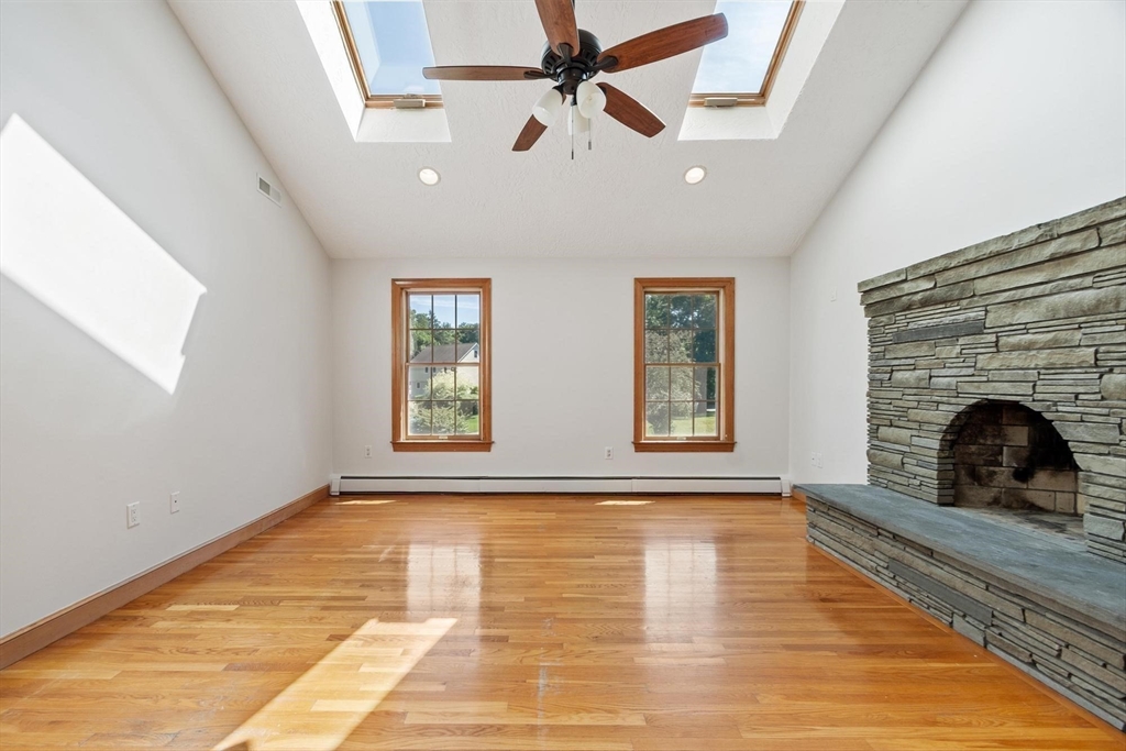 4 Battcock Road Billerica, MA 01821 - Photo 31 of 42