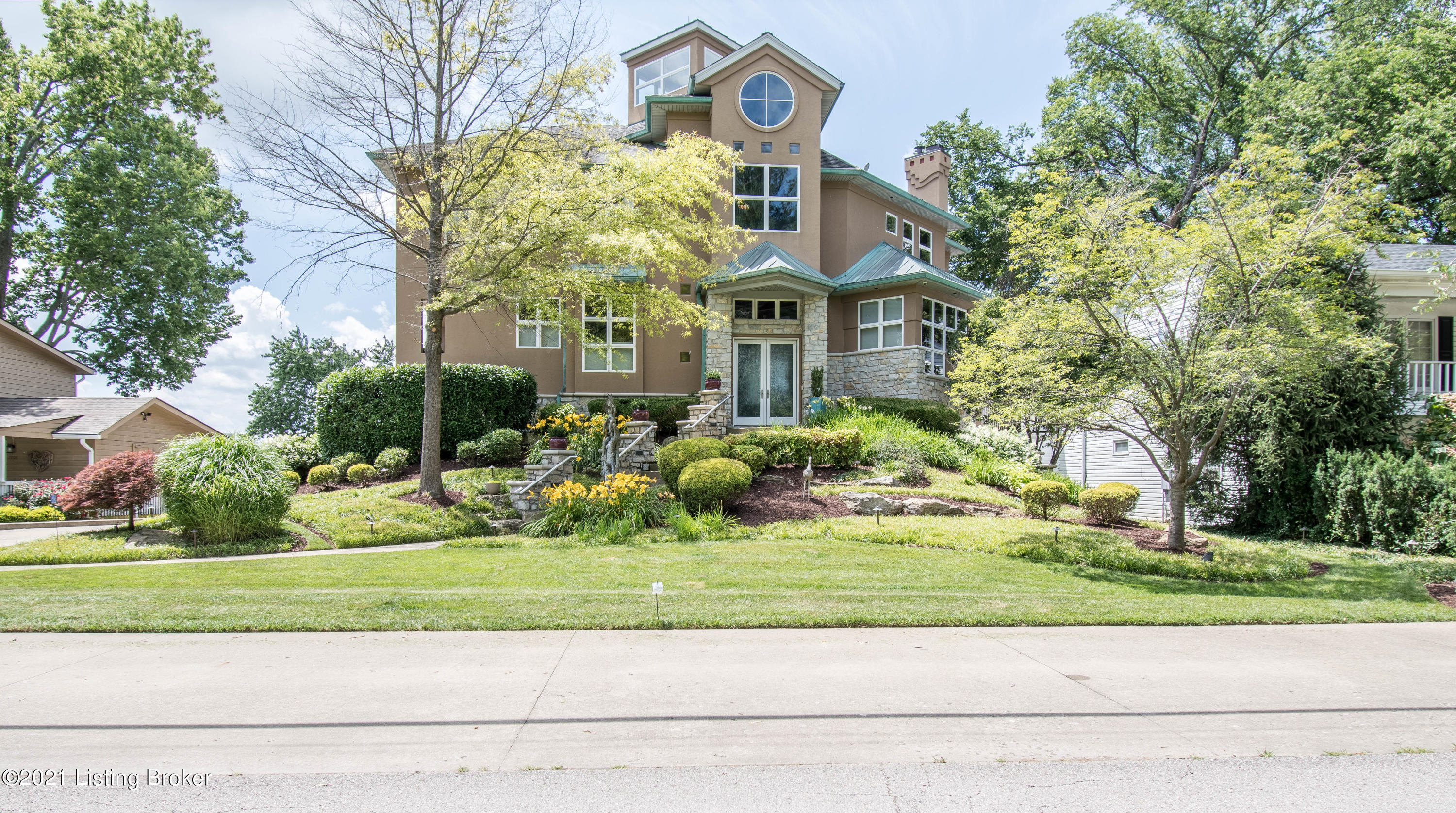 2804 Belknap Beach Road Prospect, KY 40059 - Photo 2 of 95 000_6698-HDR