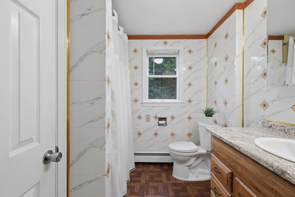 119 Vale Street Worcester, MA 01604 - Photo 11 of 31