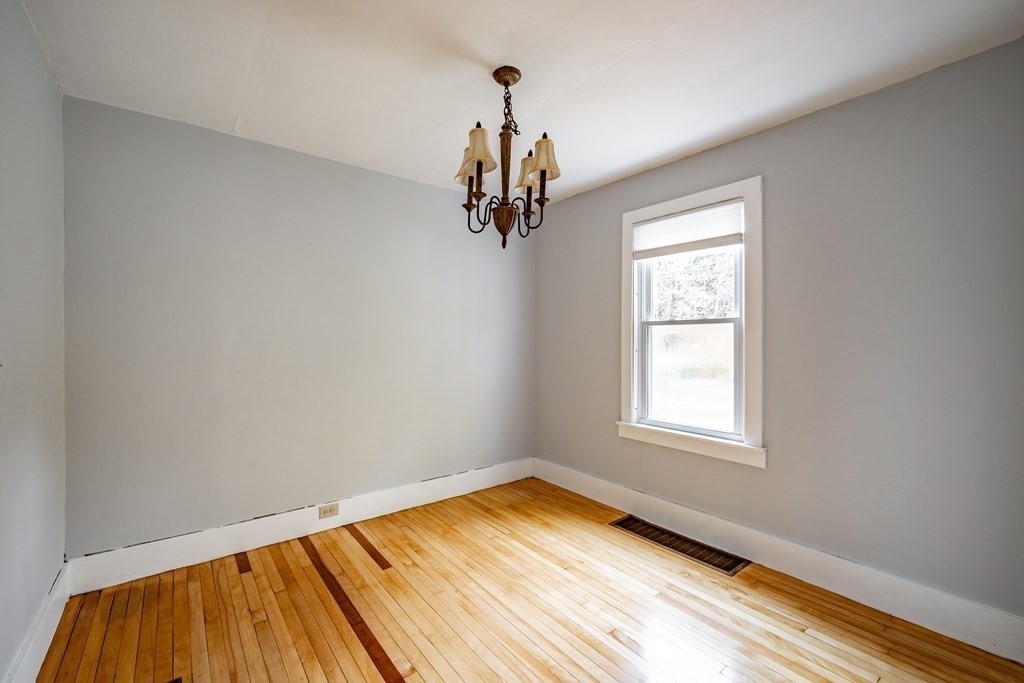 395 Wilbraham Road Hampden, MA 01036 - Photo 15 of 38 Gallery Image 15