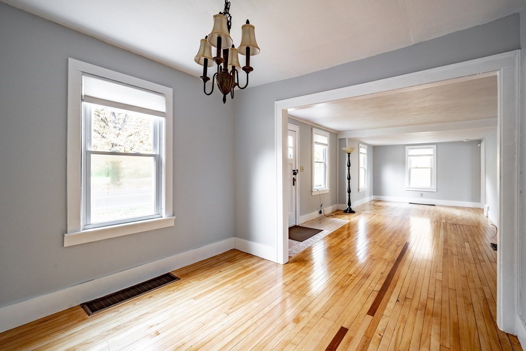 395 Wilbraham Road Hampden, MA 01036 - Photo 16 of 38 Gallery Image 16