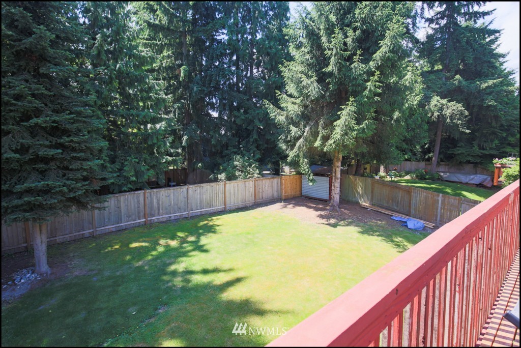 2206 172nd Place Southeast Bothell, WA 98012 - Photo 2 of 19