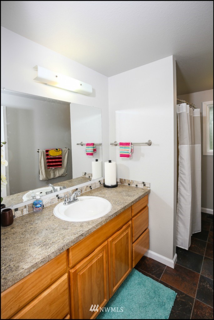 2206 172nd Place Southeast Bothell, WA 98012 - Photo 15 of 19