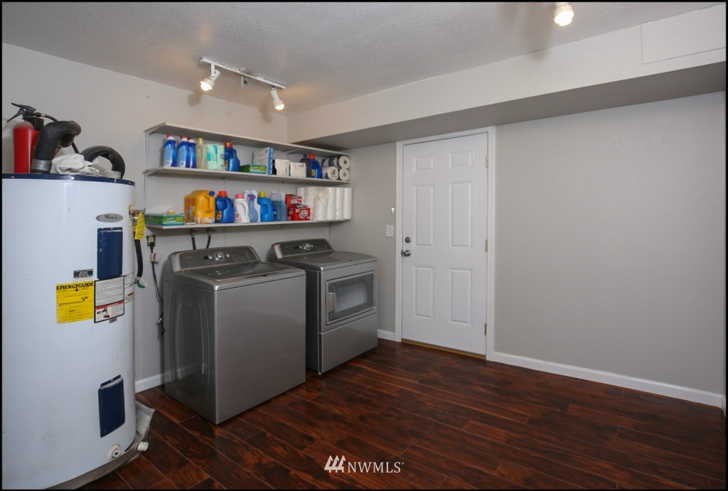 2206 172nd Place Southeast Bothell, WA 98012 - Photo 17 of 19