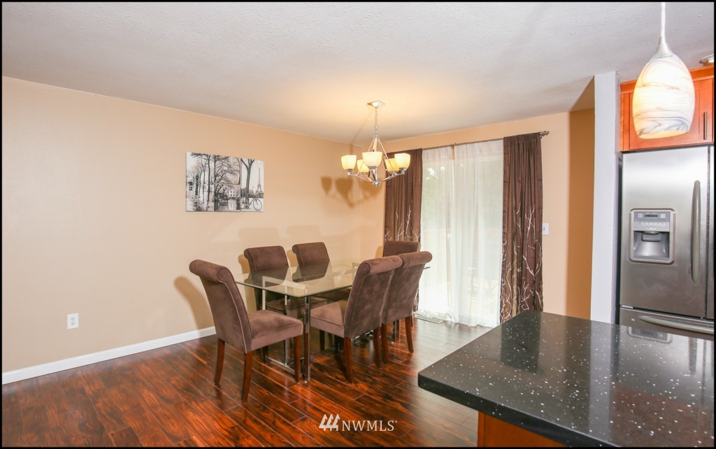 2206 172nd Place Southeast Bothell, WA 98012 - Photo 6 of 19