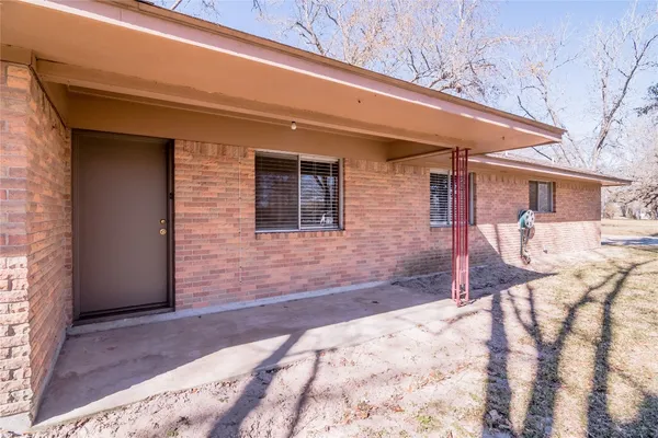 $1,850 | 365 Farm To Market Road 247, Huntsville, TX 77320