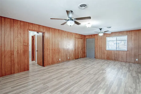 $1,850 | 365 Farm To Market Road 247, Huntsville, TX 77320