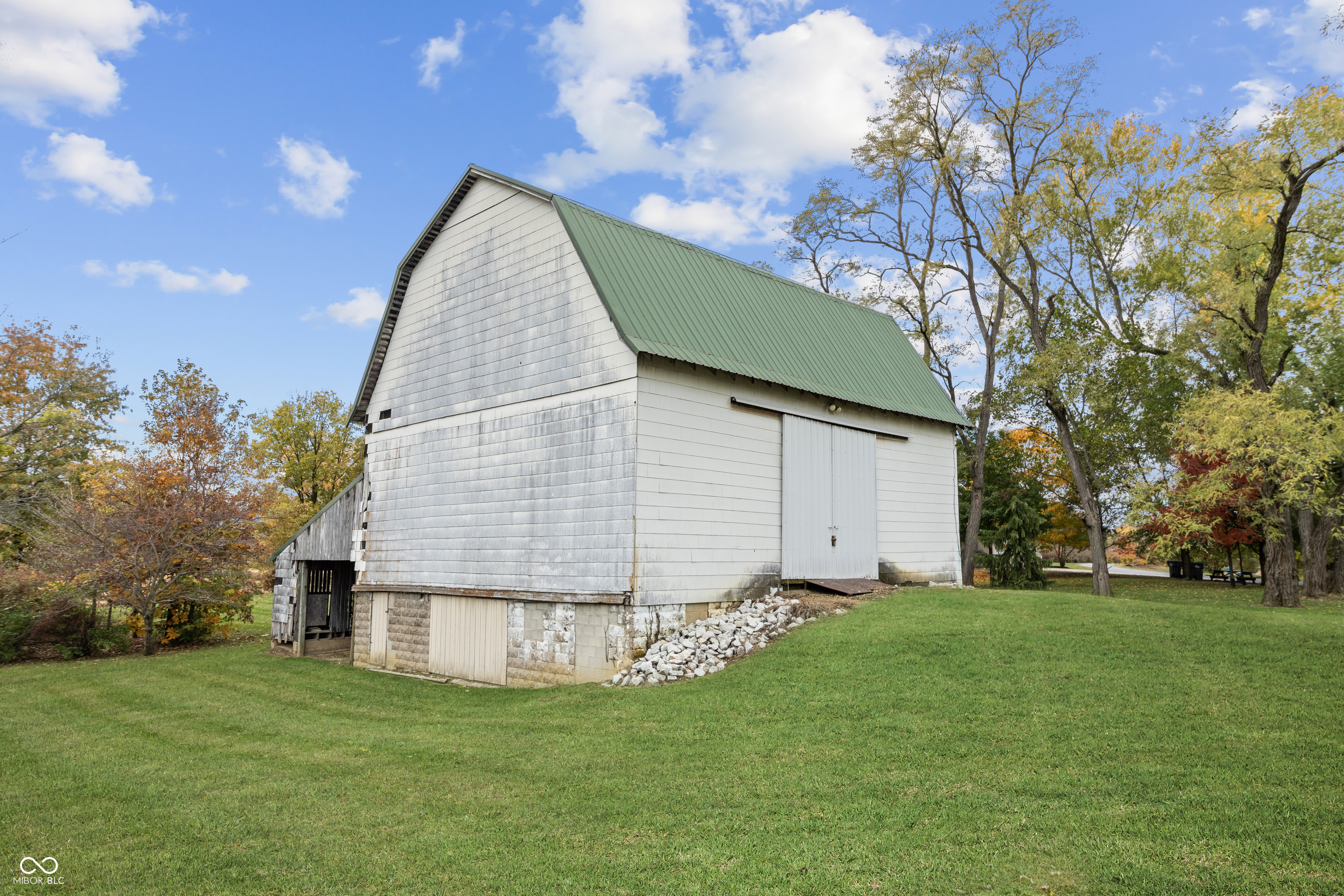 10901 Vandergriff Road Indianapolis, IN 46239 - Photo 4 of 25