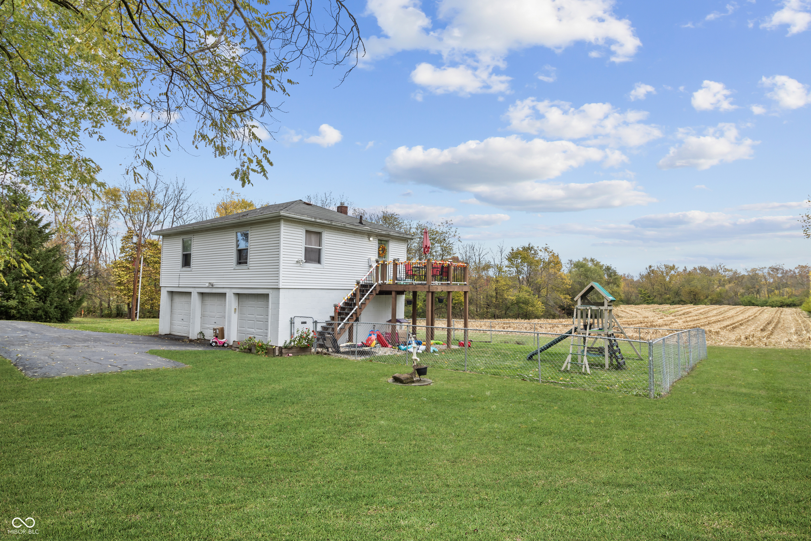 10901 Vandergriff Road Indianapolis, IN 46239 - Photo 7 of 25