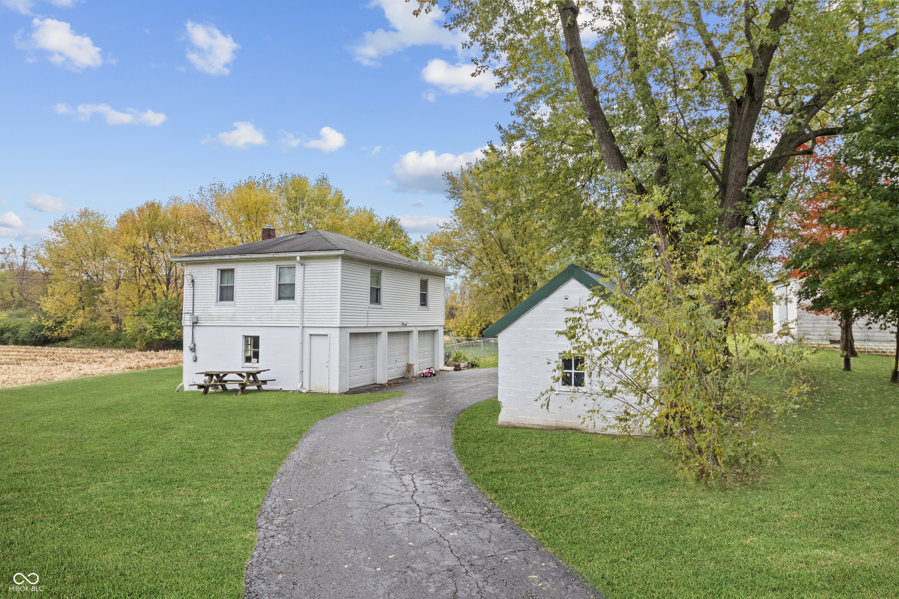 10901 Vandergriff Road Indianapolis, IN 46239 - Photo 8 of 25