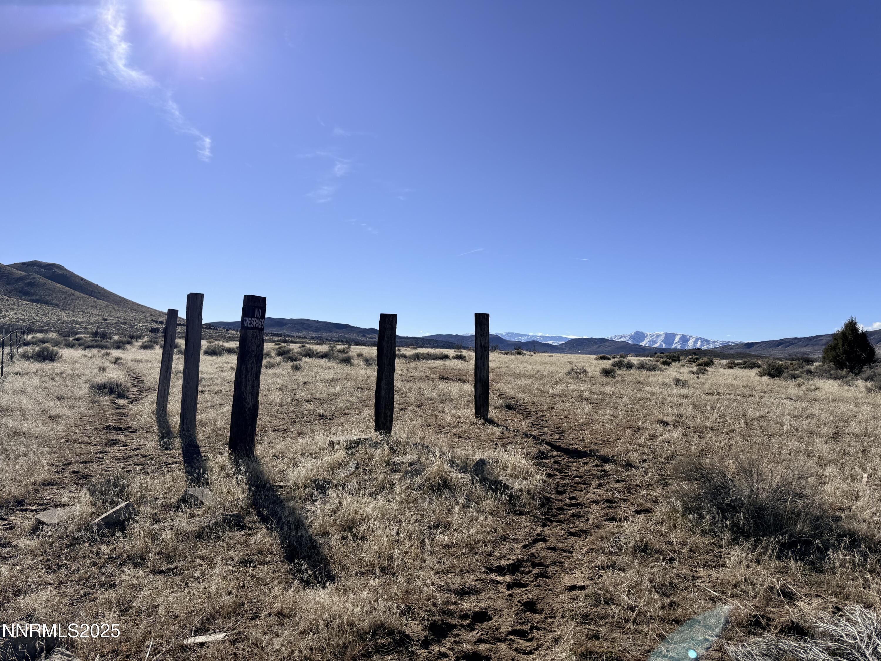 230 Prospect Hill Road Reno, NV 89506 - Photo 3 of 13 a view of a beach with a building in the background