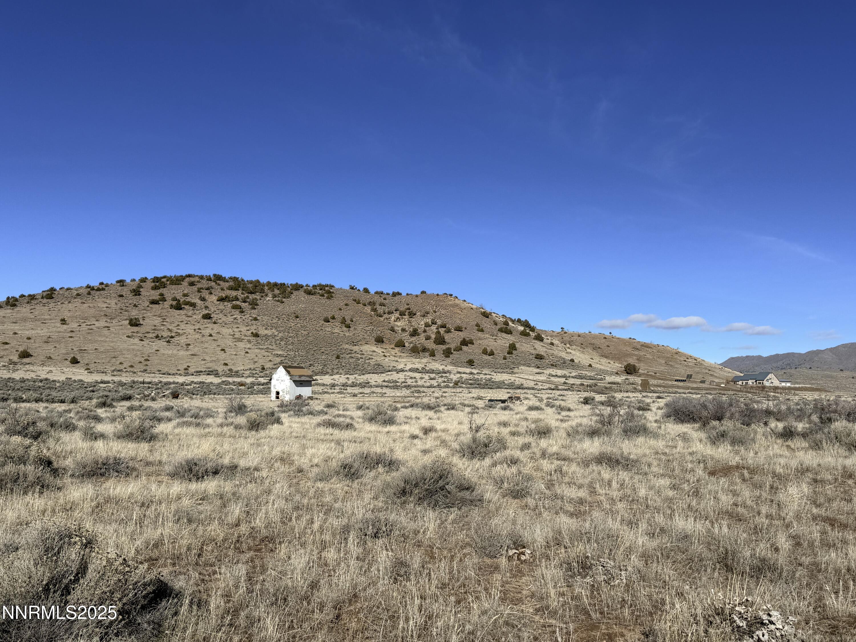 230 Prospect Hill Road Reno, NV 89506 - Photo 8 of 13 a view of mountain view with beach