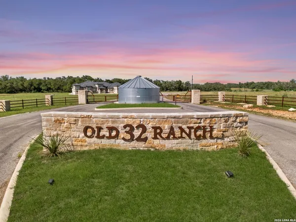 $299,000 | 618 Windmill Ridge Drive, Blanco, TX 78606