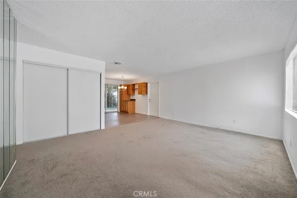 $1,500,000 | 1909 Summit Avenue, Pasadena, CA 91103