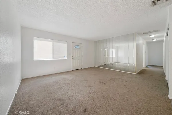 $1,500,000 | 1909 Summit Avenue, Pasadena, CA 91103