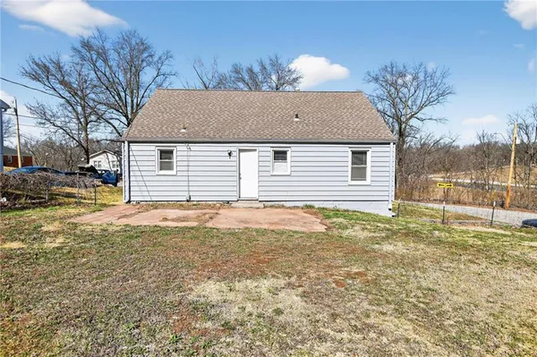 $139,900 | 8911 East 29 Street, Kansas City, MO 64129