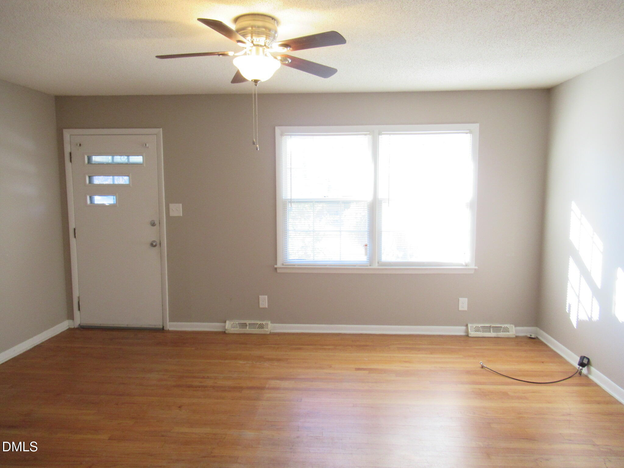 2809 Daytona Drive Raleigh, NC 27610 - Photo 4 of 10 Living Rm2