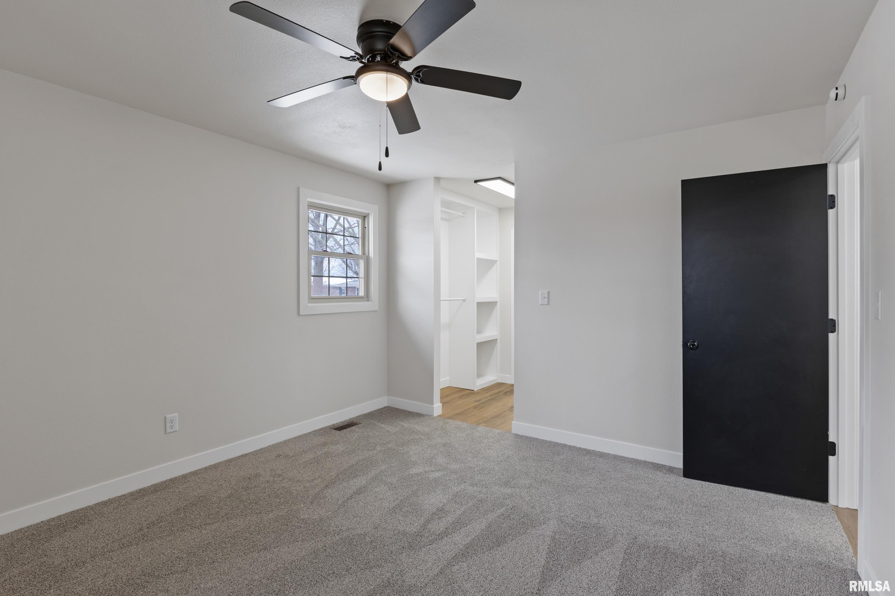 3800 Stonegate Road Quincy, IL 62305 - Photo 13 of 28