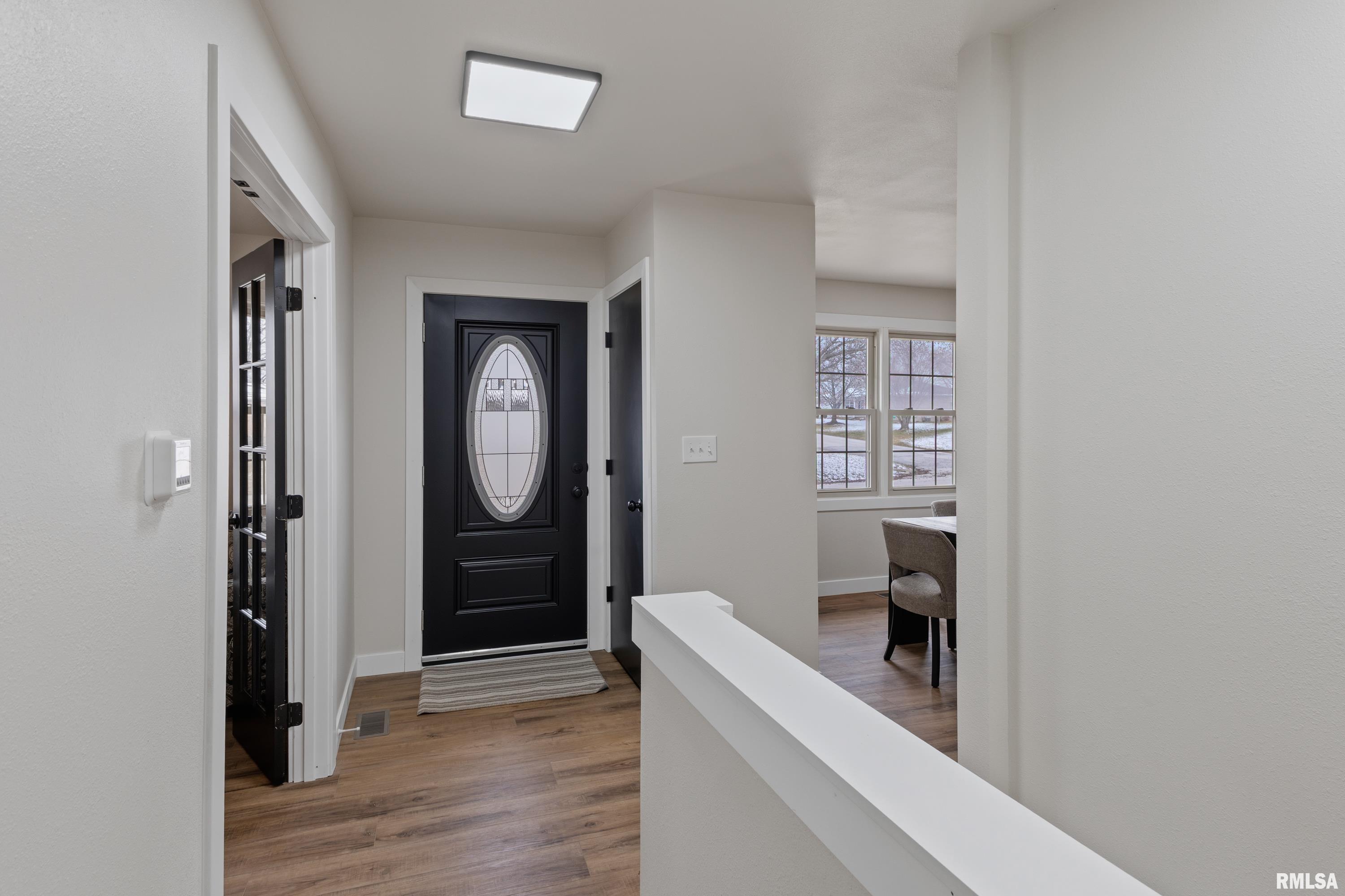3800 Stonegate Road Quincy, IL 62305 - Photo 9 of 28