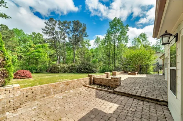 $385,000 | 604 Country Lake Drive, Hampton, GA 30228