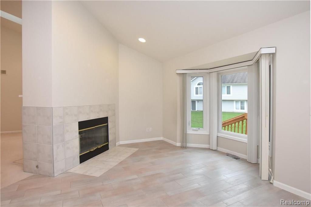 3375 Henley Court Rochester Hills, MI 48309 - Photo 10 of 31