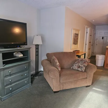 $12,000 | 164 Deer Park Drive, Unit 161D, North Woodstock, NH 03262
