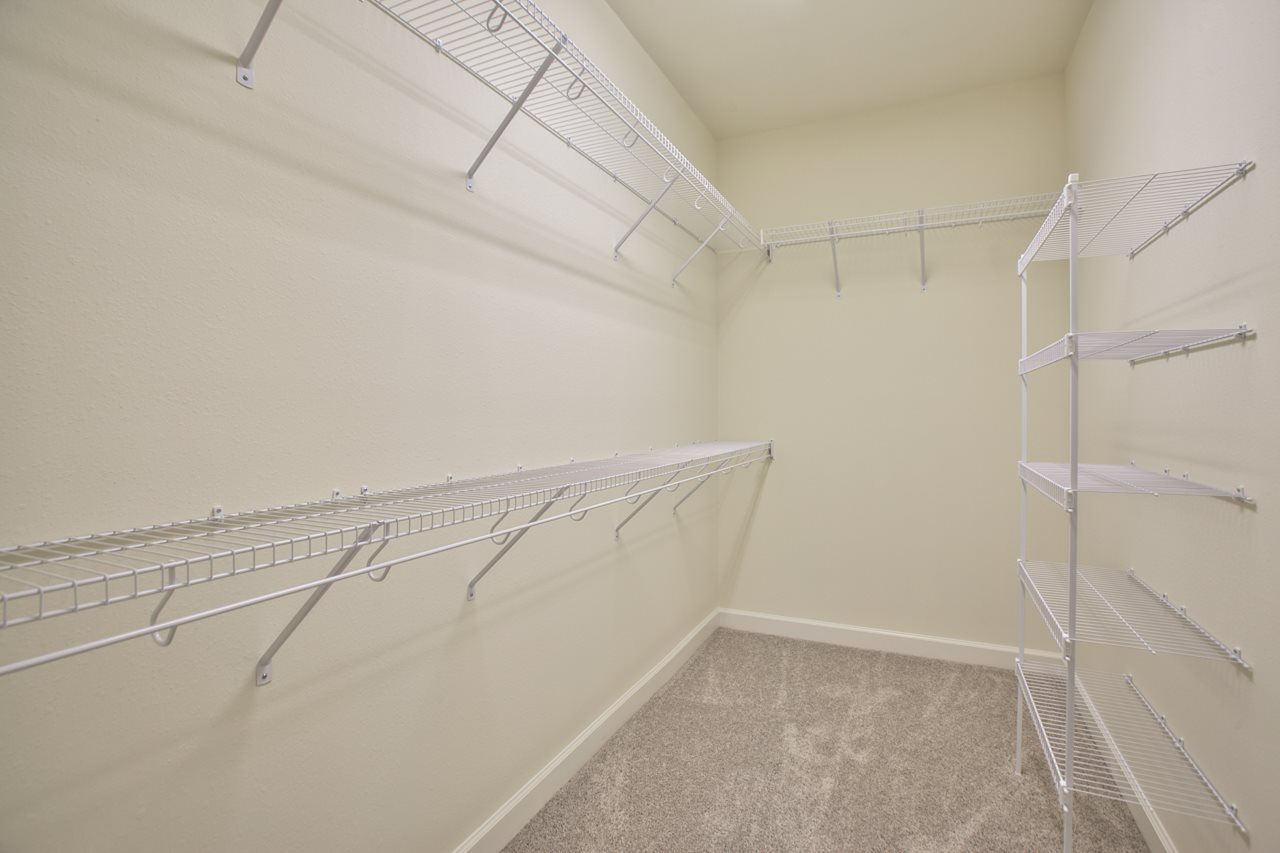 8664 Shire Ridge Loop Tallahassee, FL 32309 - Photo 8 of 24 Gallery Image 8