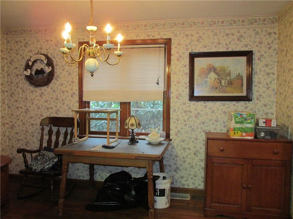 137 Waycross Road Greensburg, PA 15601 - Photo 6 of 21 Gallery Image 6