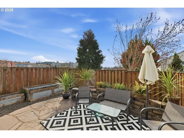 $429,900 | 15156 Southeast Shale Drive, Damascus, OR 97089