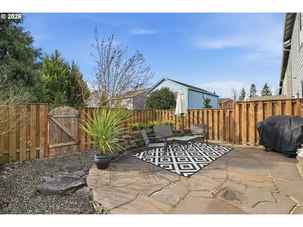 $429,900 | 15156 Southeast Shale Drive, Damascus, OR 97089