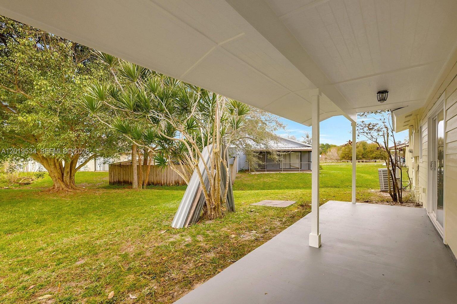 4667 Southeast Salvatori Road, Unit 4667 Stuart, FL 34997 - Photo 5 of 29