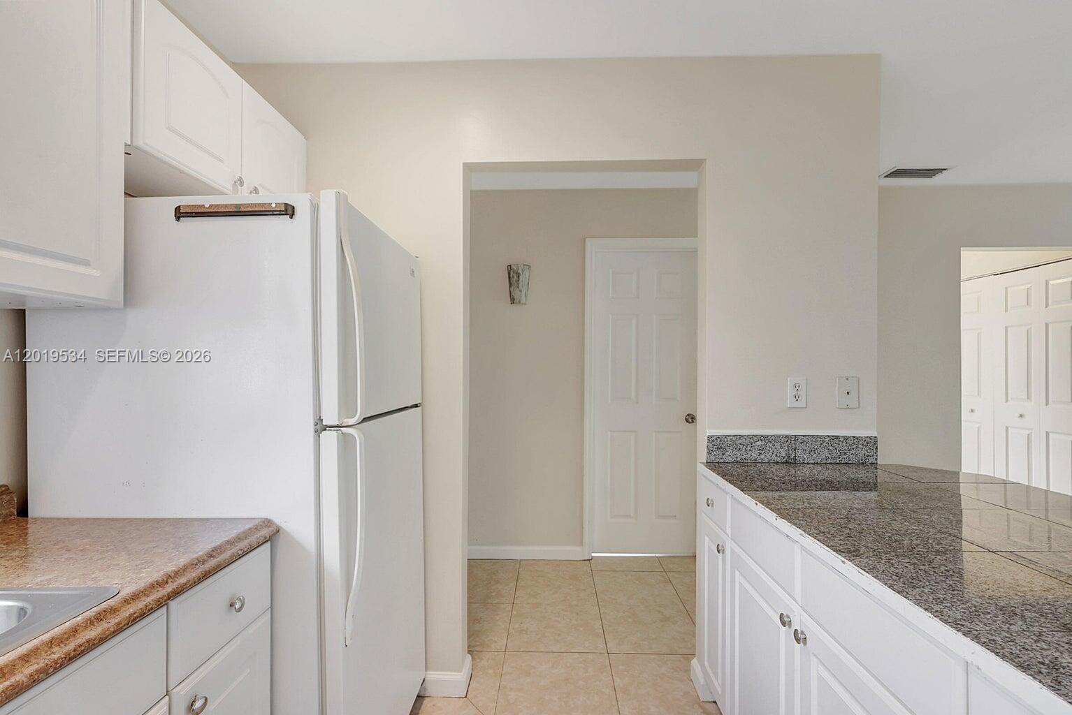 4667 Southeast Salvatori Road, Unit 4667 Stuart, FL 34997 - Photo 9 of 29