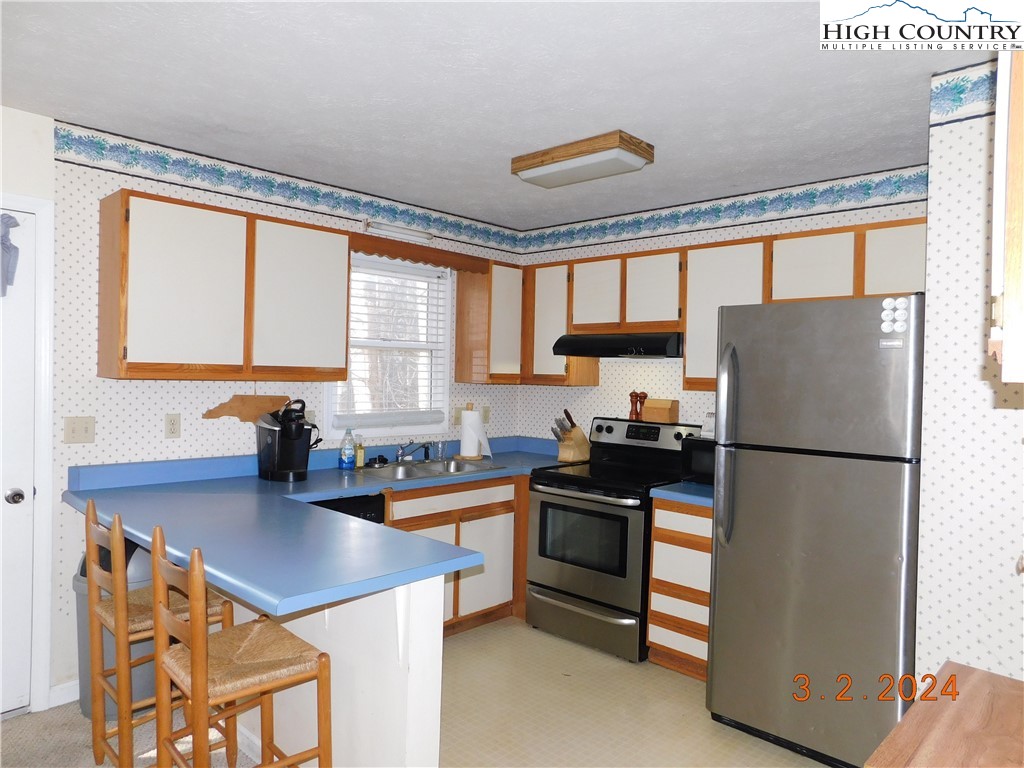 194 Charles Street Boone, NC 28607 - Photo 12 of 36 Gallery Image 12