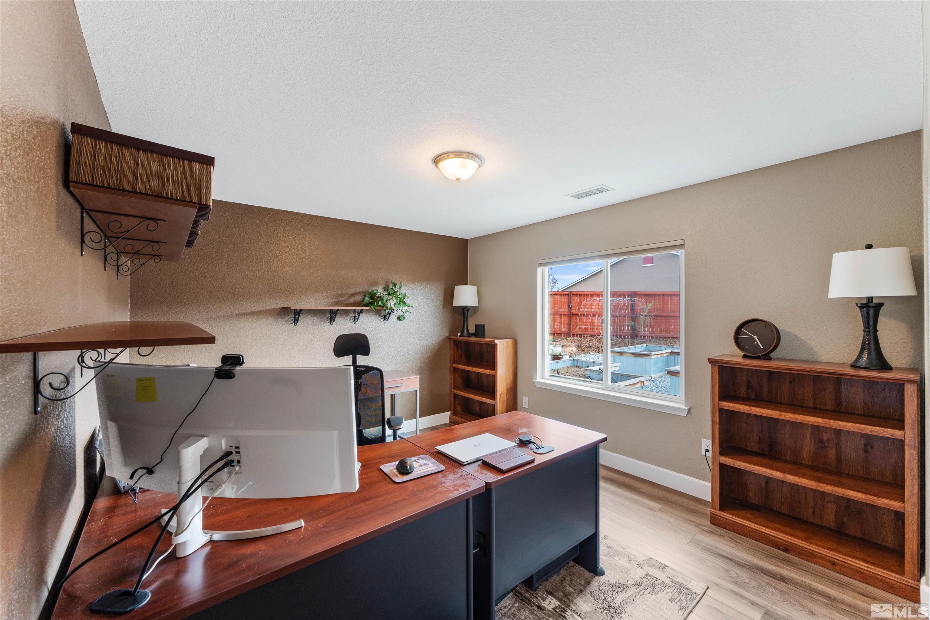 7210 Souverain Lane Reno, NV 89506 - Photo 26 of 38 Photo 27