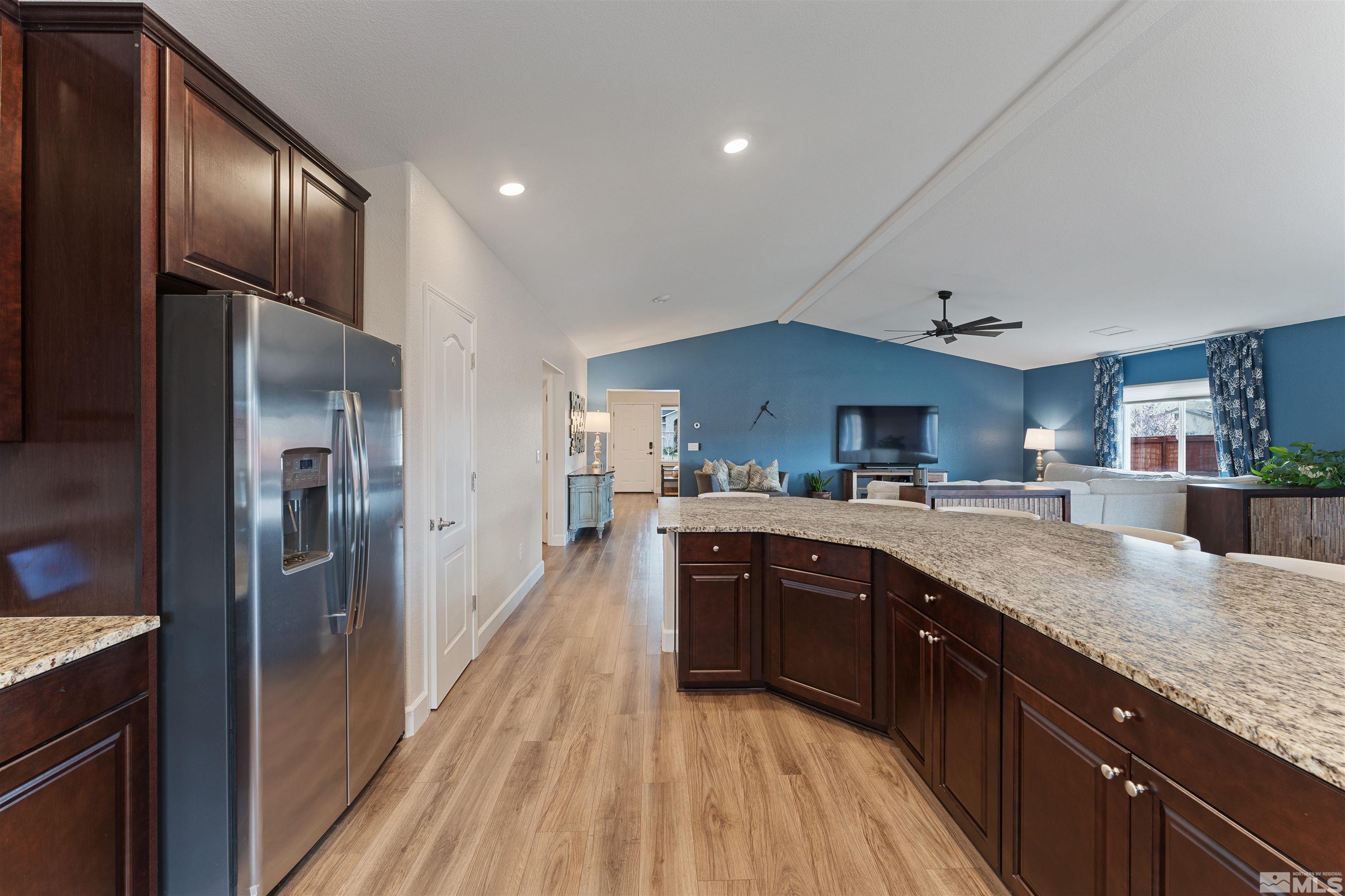 7210 Souverain Lane Reno, NV 89506 - Photo 9 of 38 Photo 9